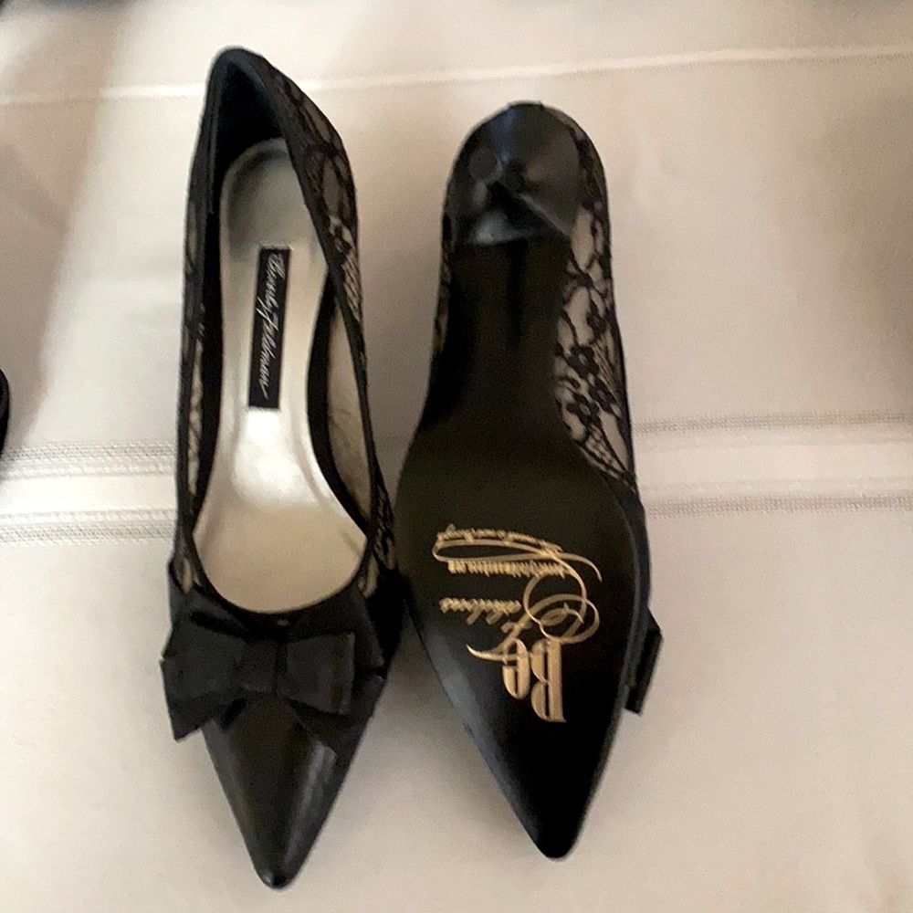 7.5 Beverly Feldman lace & leather 2” heels